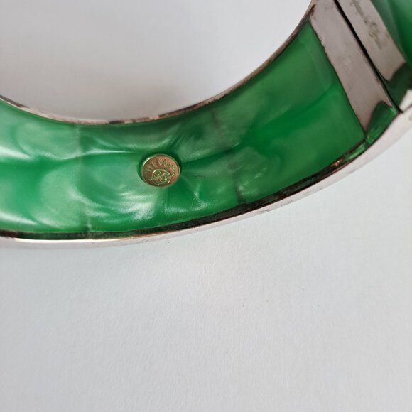 New Angelique De Paris gold plated starfish green bangle bracelet. - Picture 9 of 17